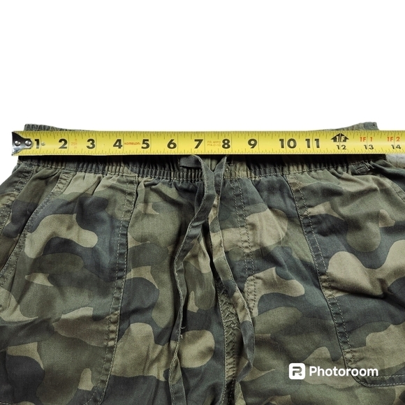 C&C California Camo Cargo Jogging Pants sz S - Picture 3 of 6